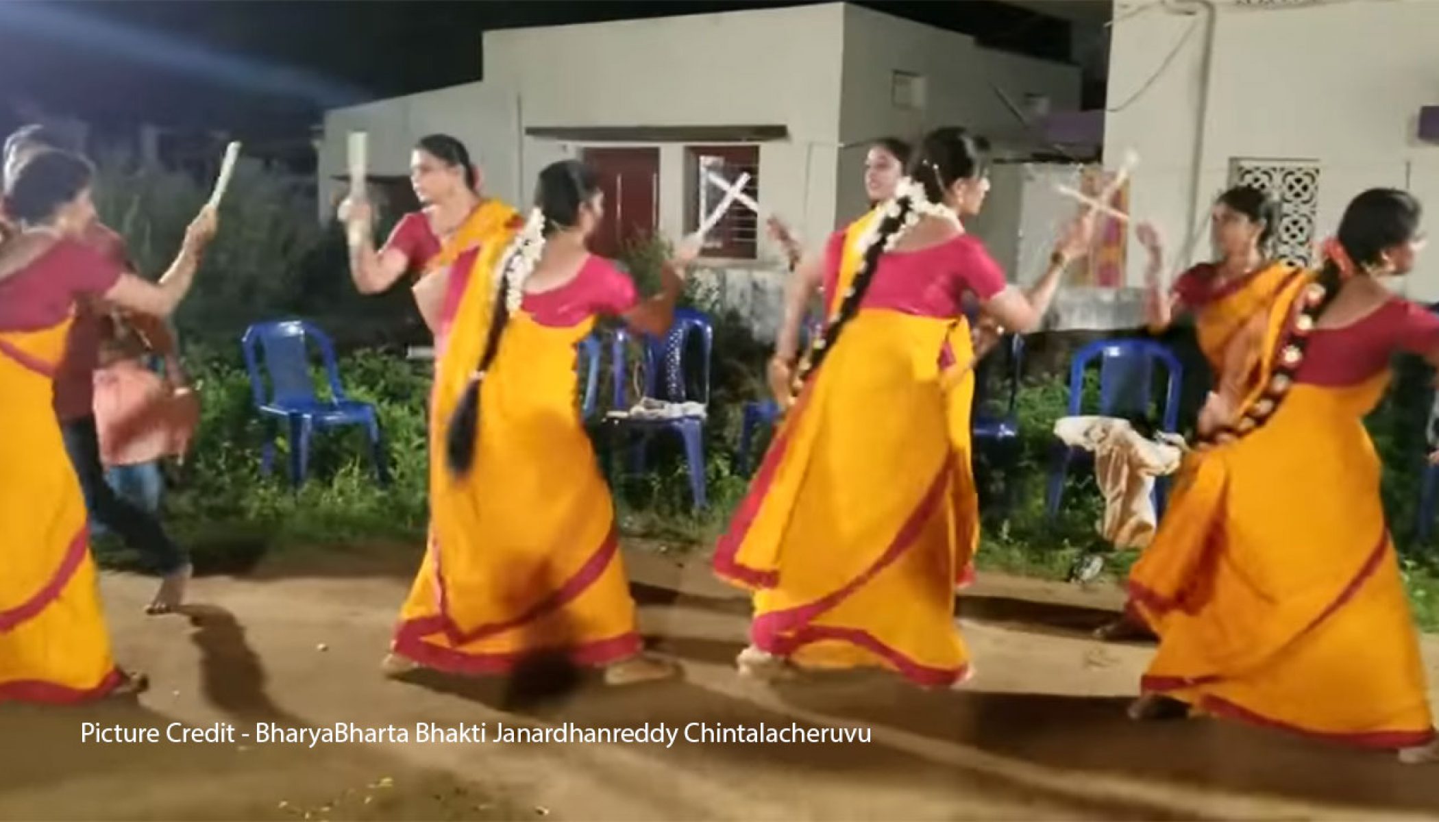 Indian Art And Craft - Kolattam Dance - Atyutka Art And Craft